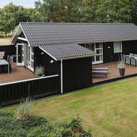 6 Person Holiday Home In Hemmet Exterior foto
